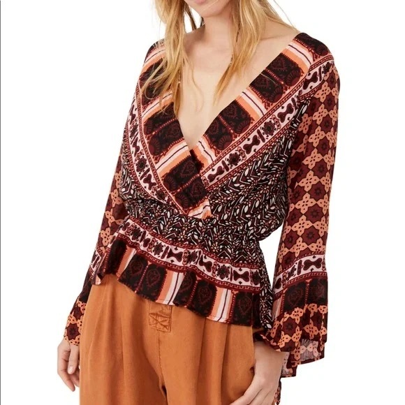 Free People Bell Sleeve Top in Boho Print | Bohemian Blouse | 70s Inspired - Picture 1 of 5